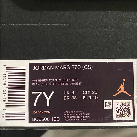 Jordan mars 270 (GS) size 7Y - Picture 6 of 6